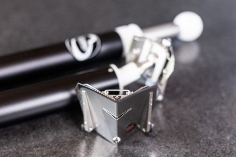 TECHNO SERINGUE 120cm